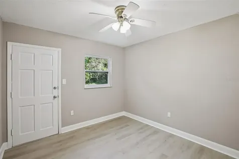 204 E Shell Point Road Ruskin FL 33570