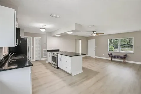 204 E Shell Point Road Ruskin FL 33570
