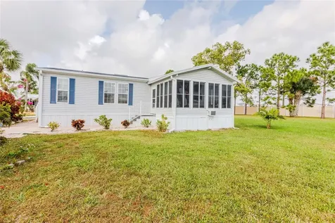 2100 Kings Highway Port Charlotte FL 33980