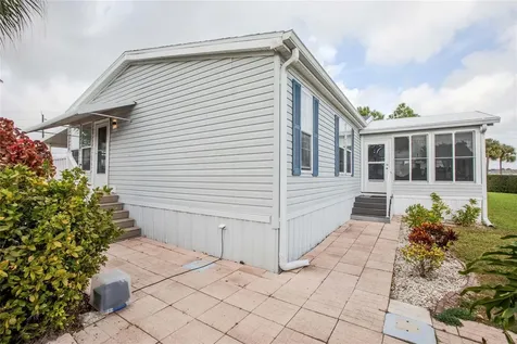 2100 Kings Highway Port Charlotte FL 33980