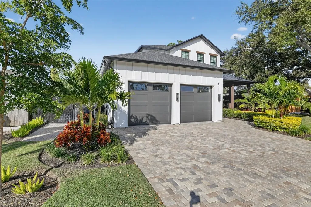 2311 Grove Street Sarasota FL 34239