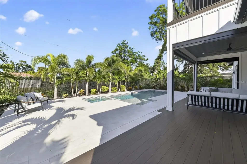 2311 Grove Street Sarasota FL 34239