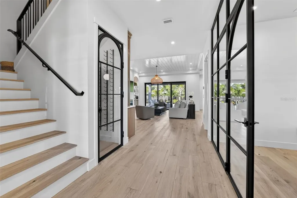 2311 Grove Street Sarasota FL 34239