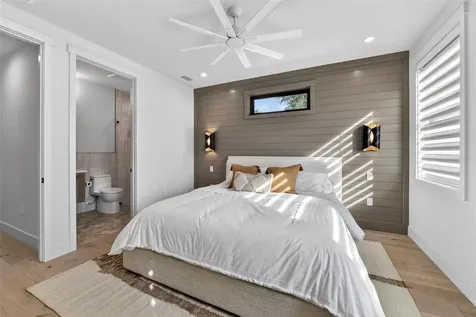 2311 Grove Street Sarasota FL 34239