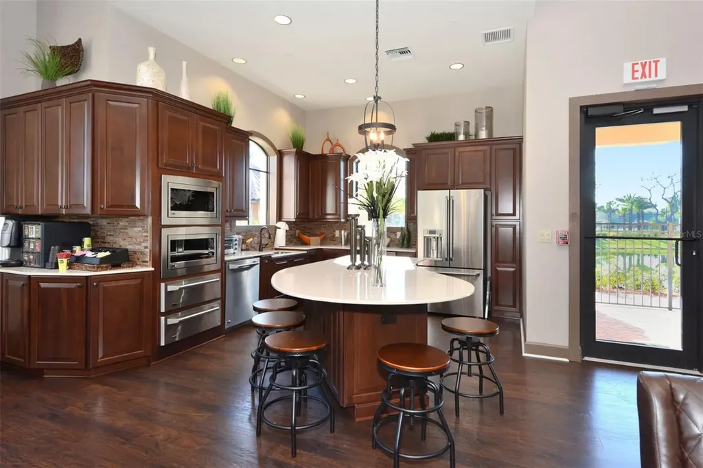 8101 Gabanna Drive Sarasota FL 34231