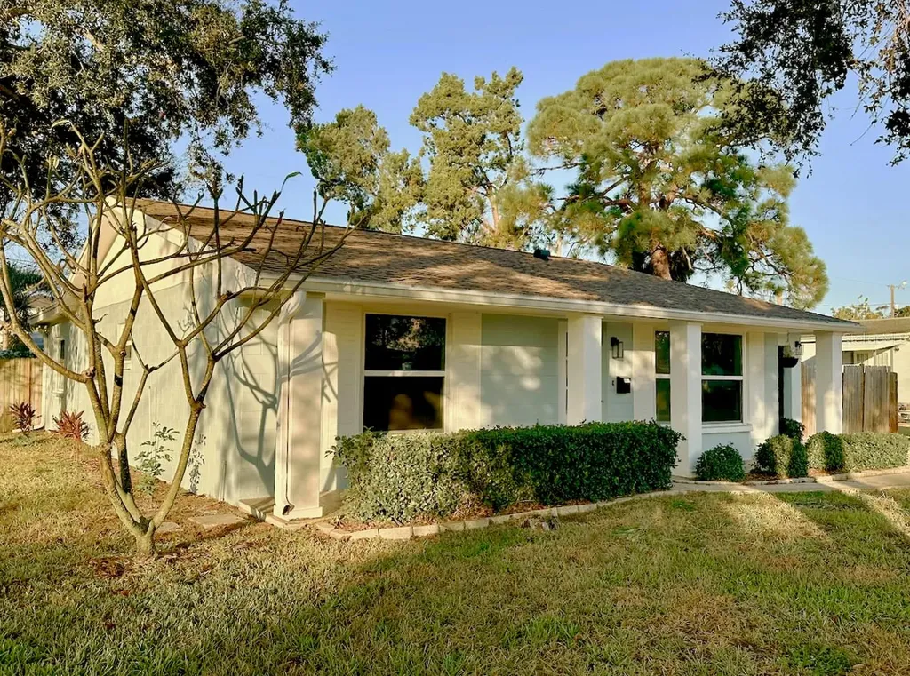 4700 Chancellor Street NE St Petersburg FL 33703