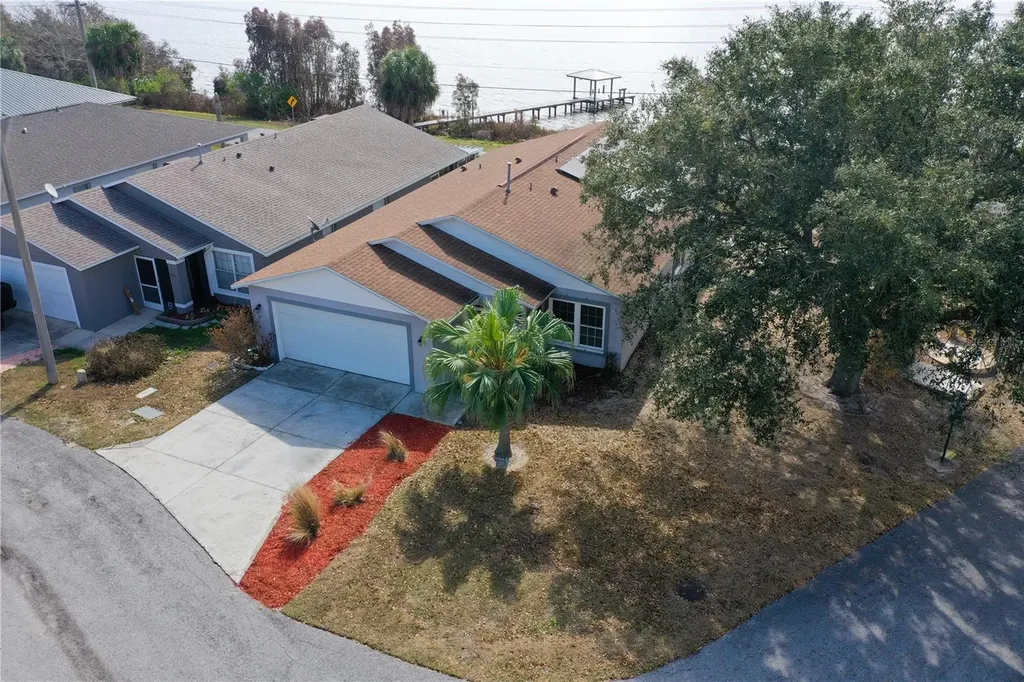 802 Marcia Loop Winter Haven FL 33884