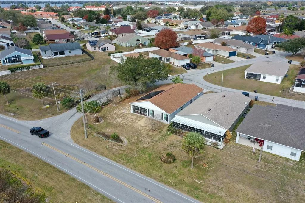 802 Marcia Loop Winter Haven FL 33884