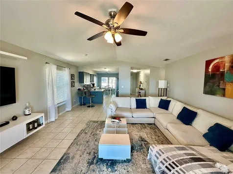 802 Marcia Loop Winter Haven FL 33884