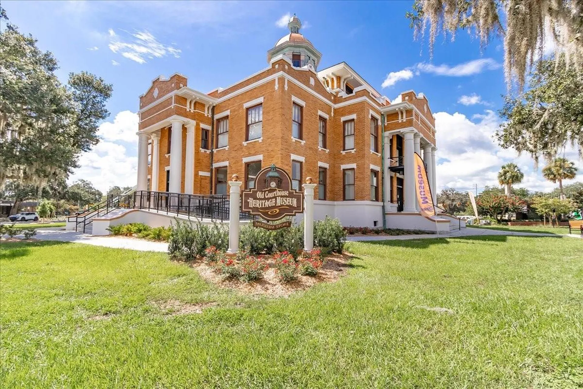 223 S Nesbitt Terrace Inverness FL 34450