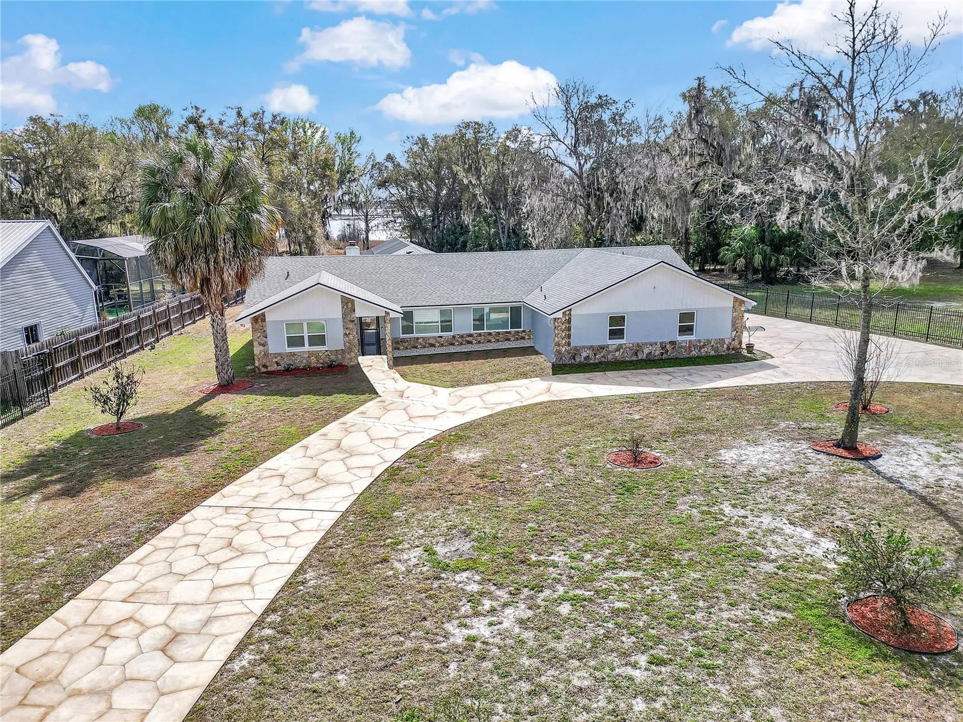 223 S Nesbitt Terrace Inverness FL 34450