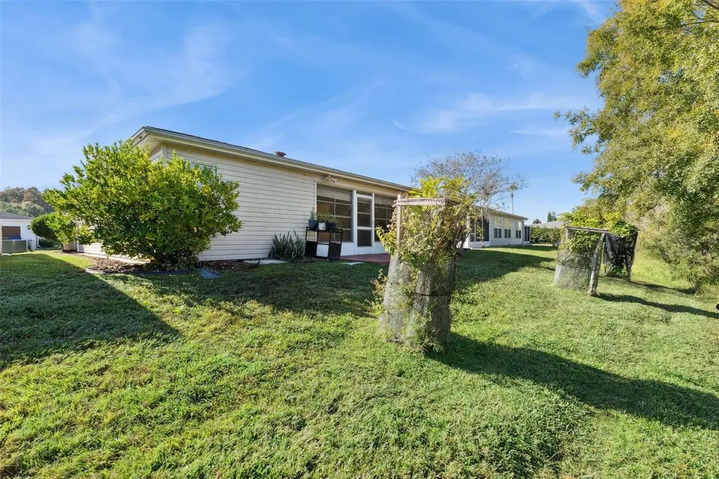 29327 Zeller Avenue San Antonio FL 33576