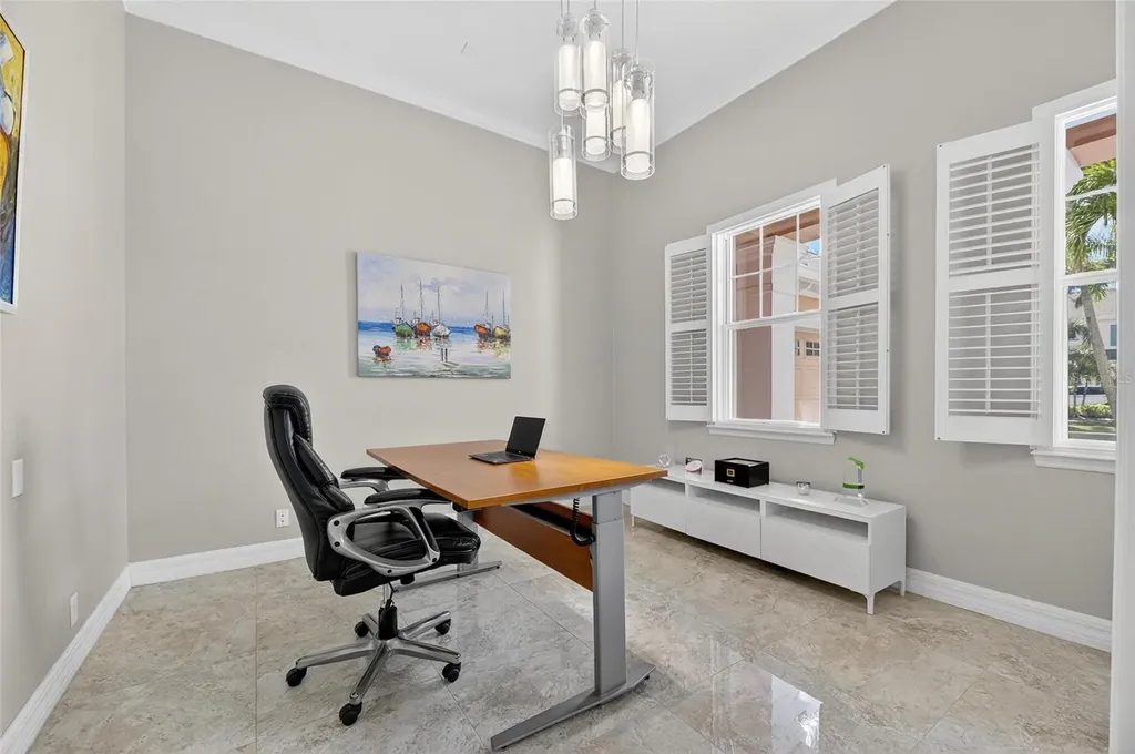 719 Islebay Drive Apollo Beach FL 33572