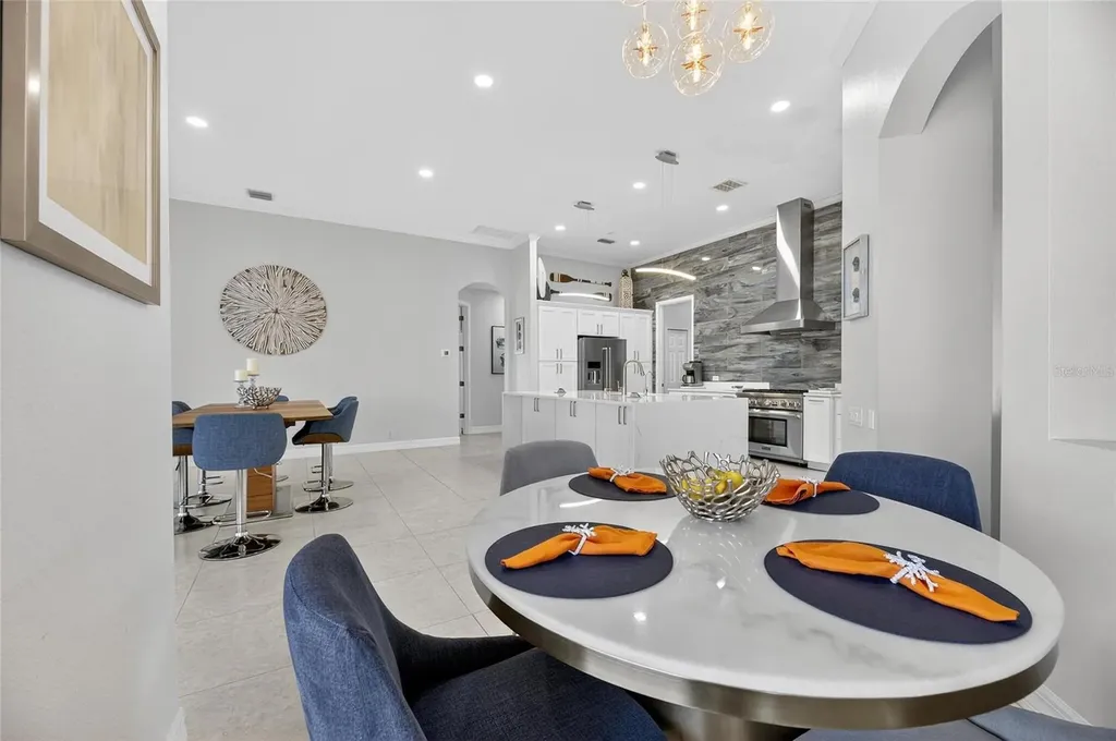 719 Islebay Drive Apollo Beach FL 33572