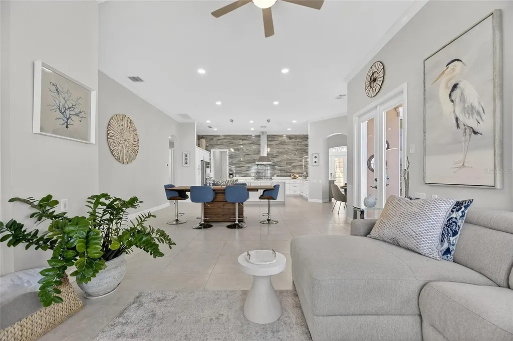 719 Islebay Drive Apollo Beach FL 33572