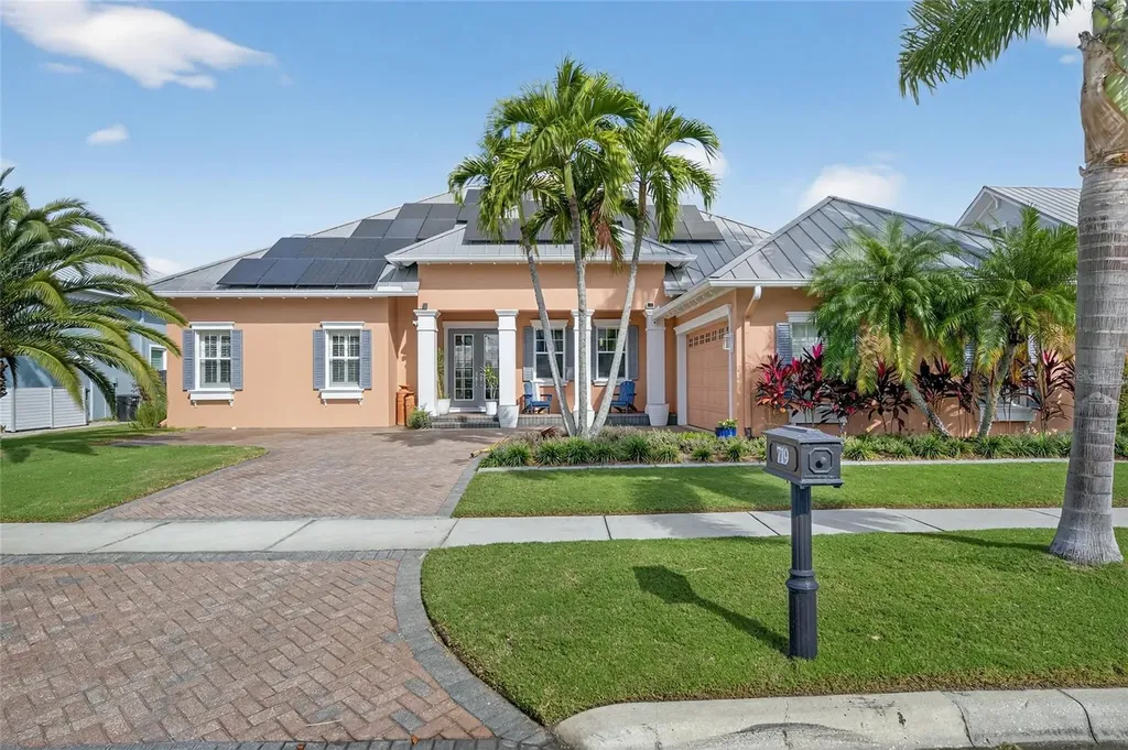 719 Islebay Drive Apollo Beach FL 33572