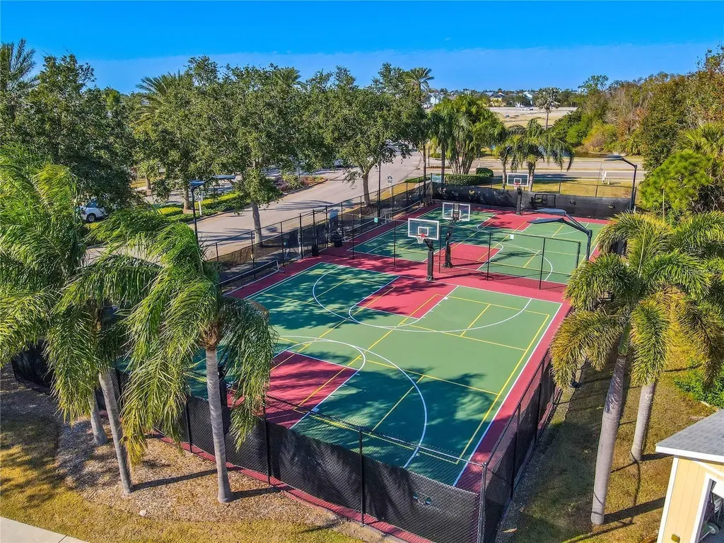 719 Islebay Drive Apollo Beach FL 33572