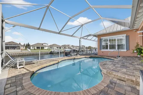 719 Islebay Drive Apollo Beach FL 33572