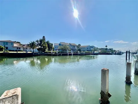 2486 Harbour Cove Drive Hutchinson Island FL 34949