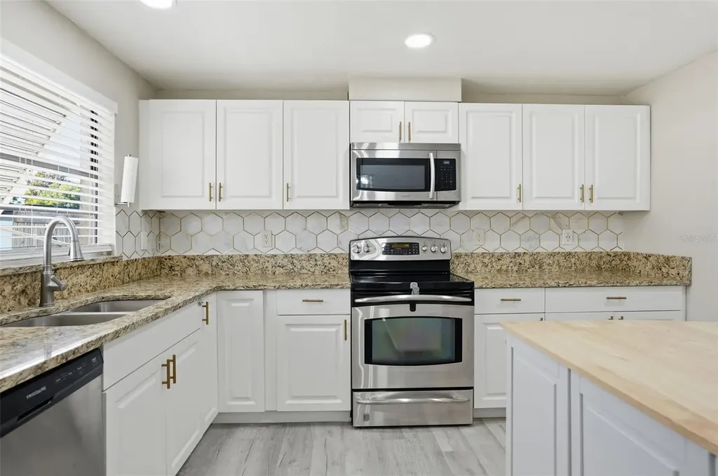 7026 Whitethorn Court Port Richey FL 34668