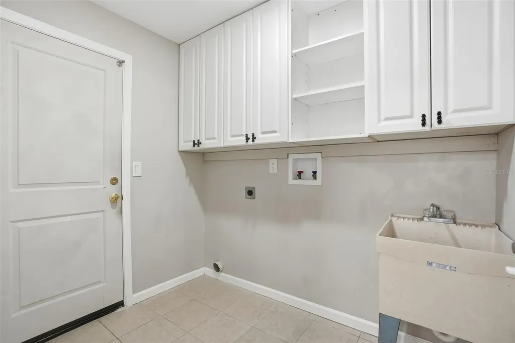 7026 Whitethorn Court Port Richey FL 34668