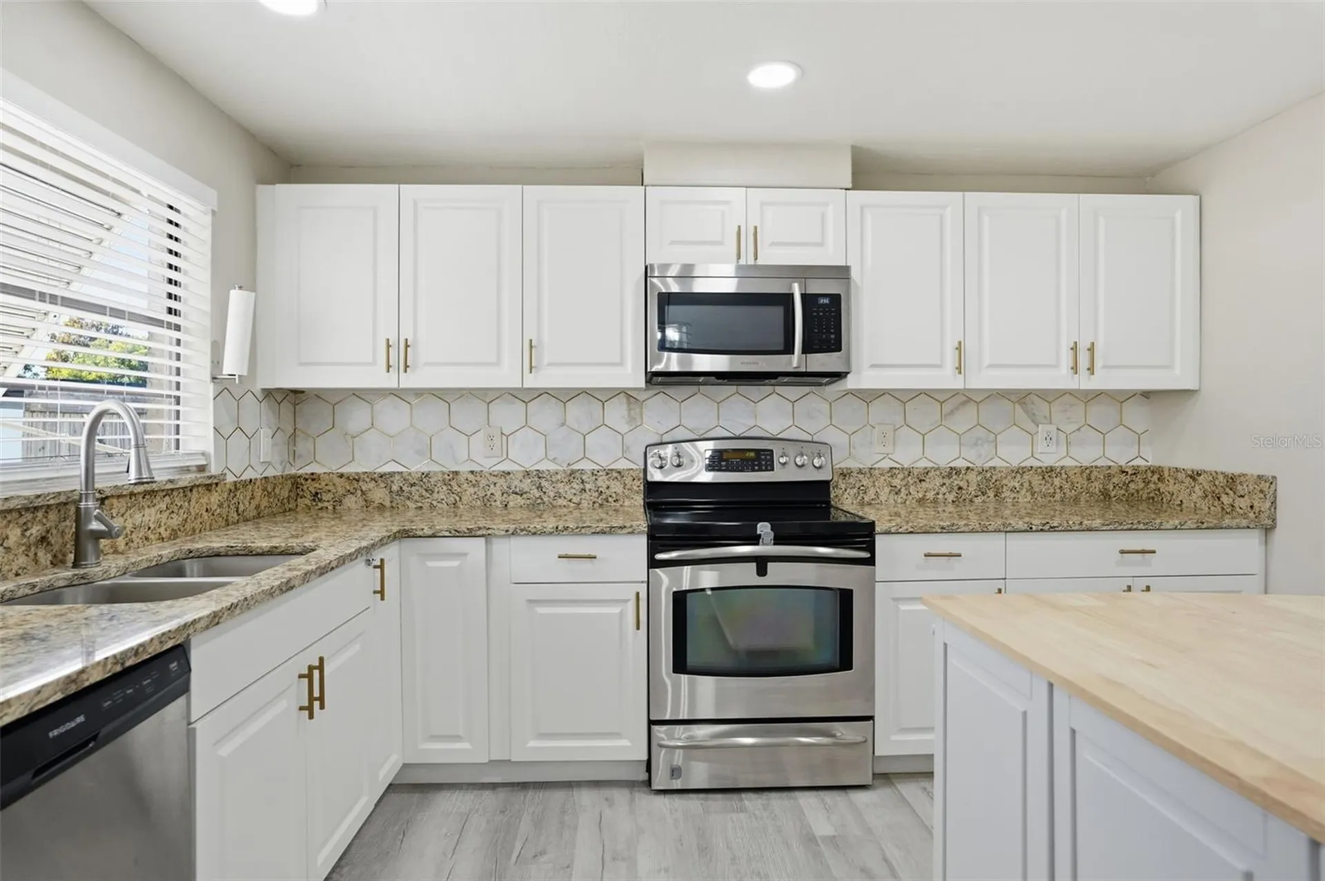 7026 Whitethorn Court Port Richey FL 34668