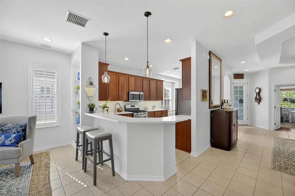 5612 Golden Isles Drive Apollo Beach FL 33572