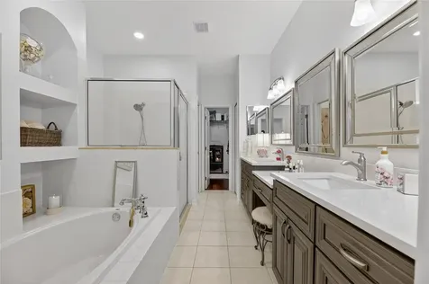 5612 Golden Isles Drive Apollo Beach FL 33572