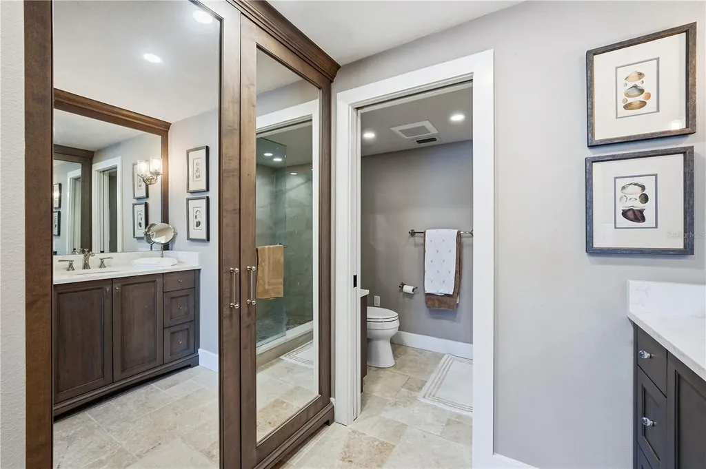 5880 Midnight Pass Road Sarasota FL 34242