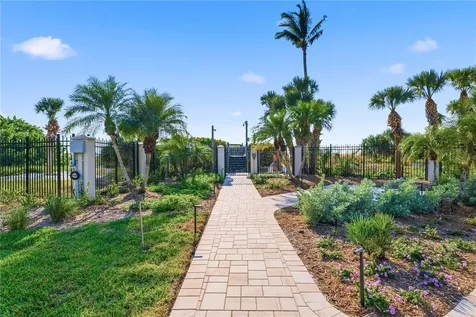 5880 Midnight Pass Road Sarasota FL 34242