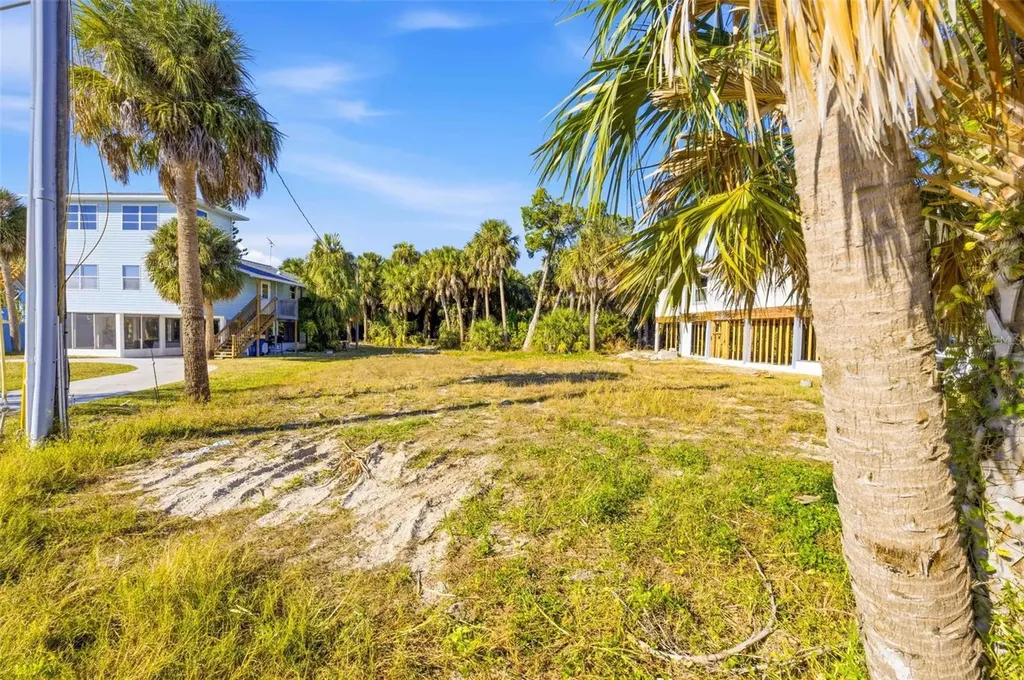 3461 Cyclone Drive Weeki Wachee FL 34607