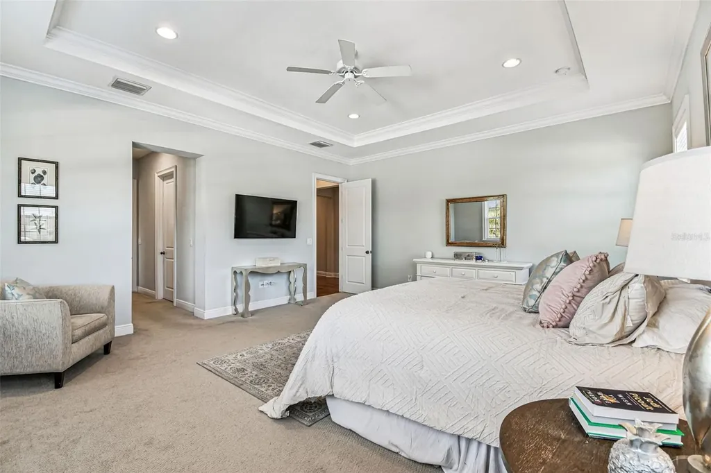 4105 W Corona Street Tampa FL 33629