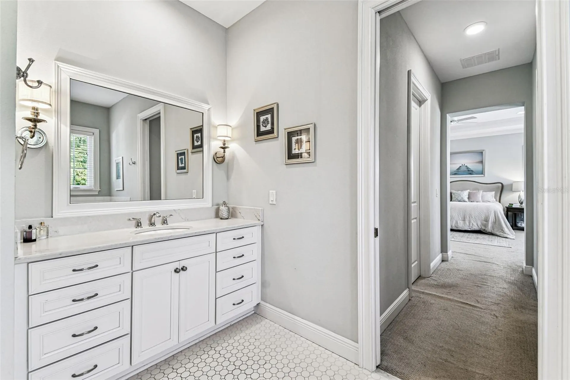 4105 W Corona Street Tampa FL 33629