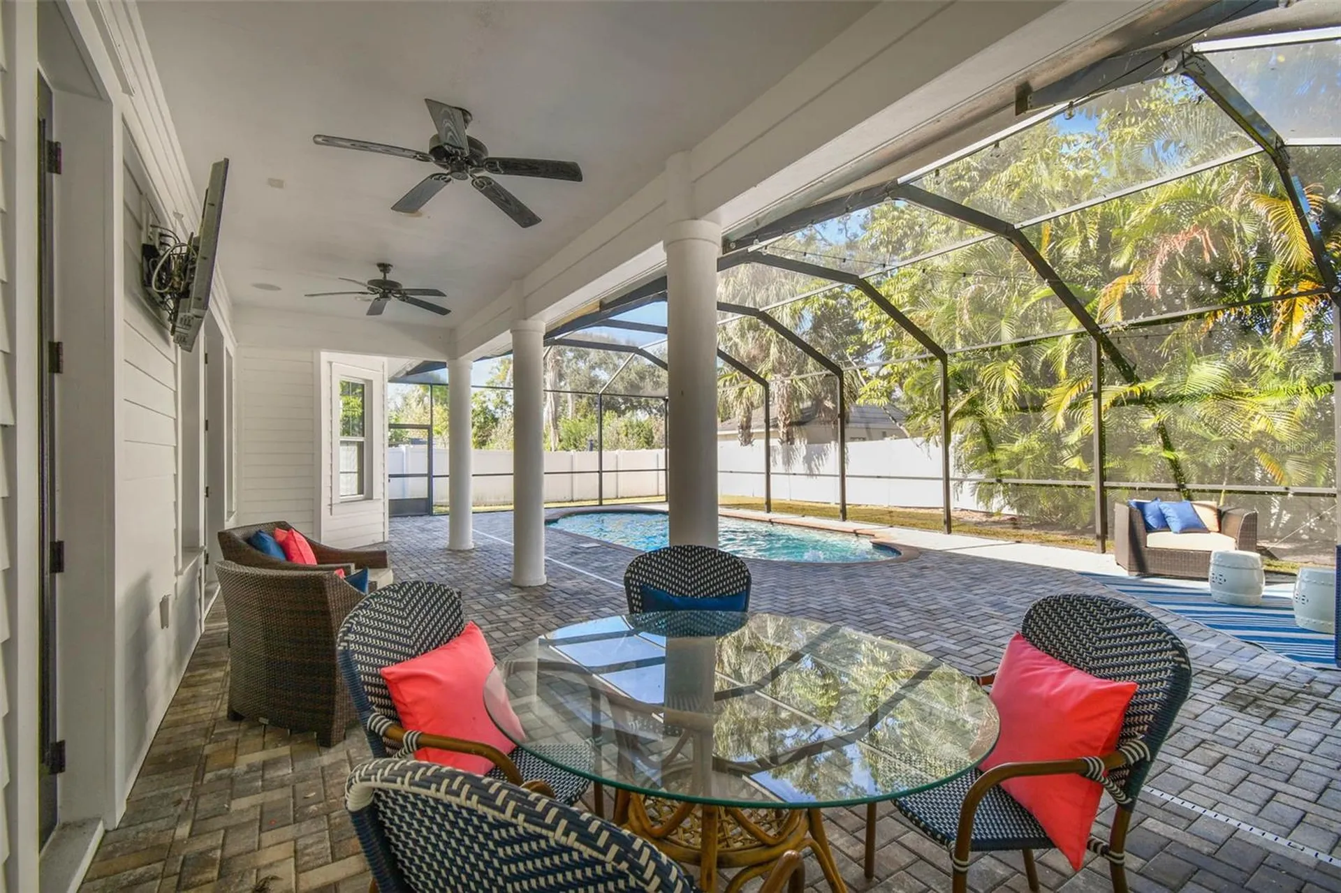 4105 W Corona Street Tampa FL 33629