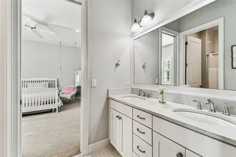 4105 W Corona Street Tampa FL 33629