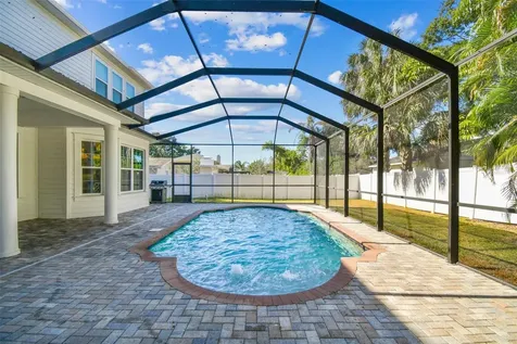 4105 W Corona Street Tampa FL 33629