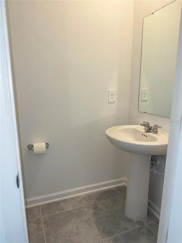 1326 Deepwater Circle Eagle Lake FL 33839