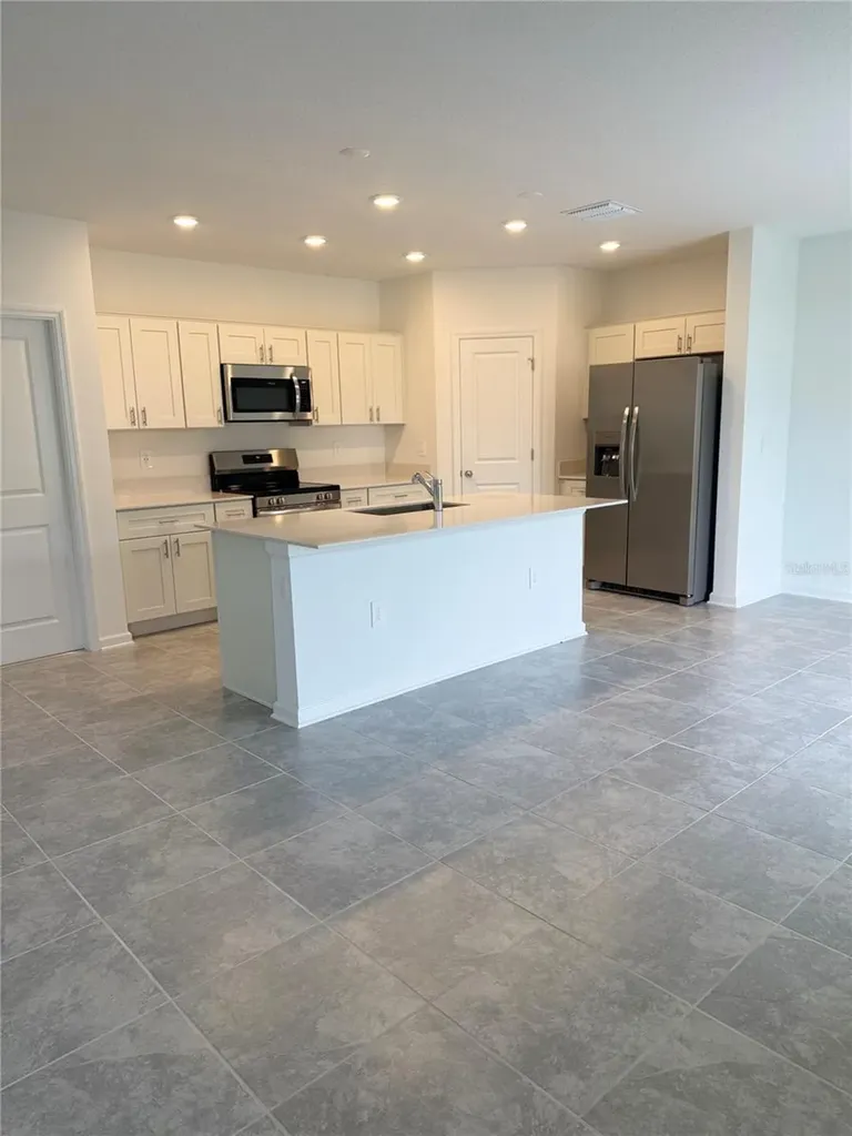 1326 Deepwater Circle Eagle Lake FL 33839