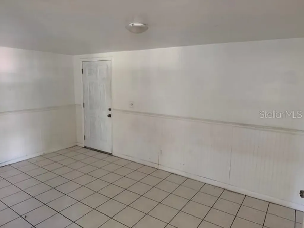 523 7th Lane SW Vero Beach FL 32962