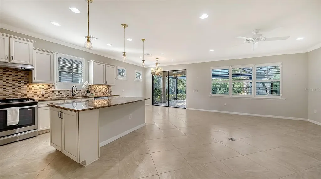 5934 Caspian Tern Drive Sarasota FL 34238
