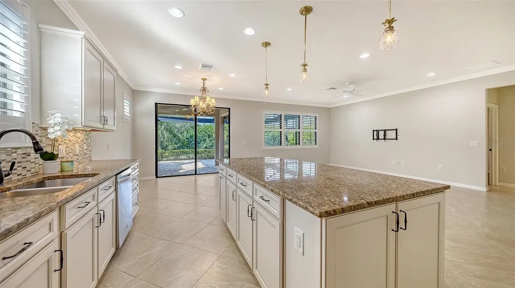 5934 Caspian Tern Drive Sarasota FL 34238