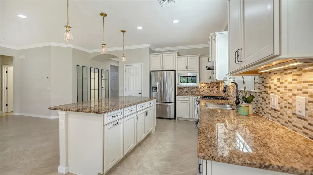 5934 Caspian Tern Drive Sarasota FL 34238