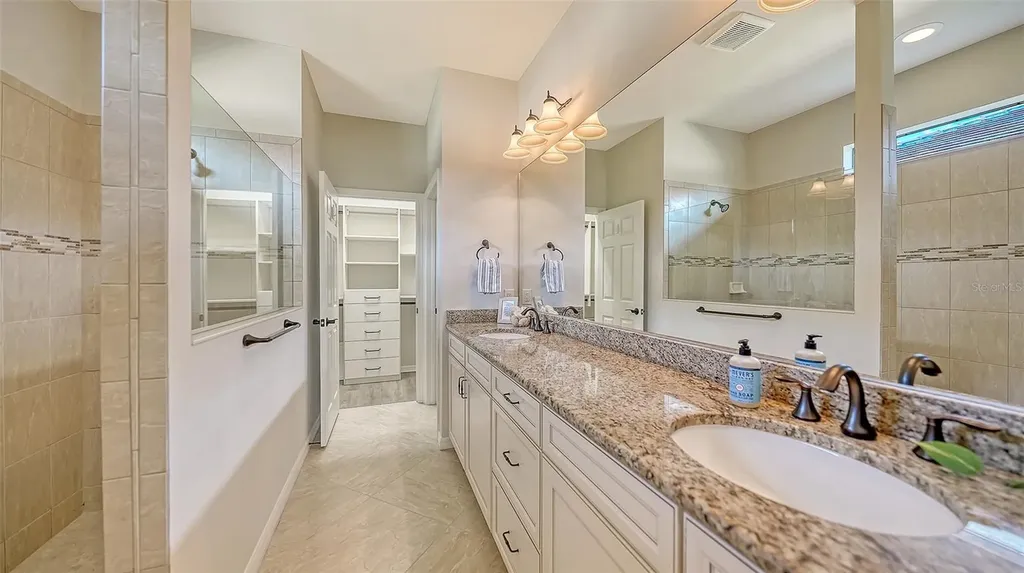 5934 Caspian Tern Drive Sarasota FL 34238