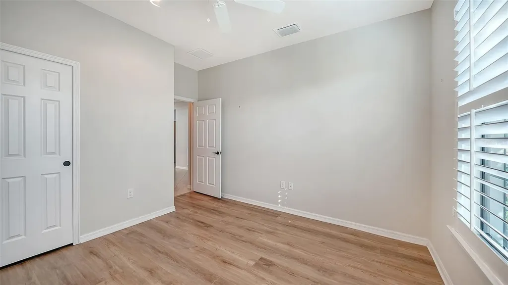 5934 Caspian Tern Drive Sarasota FL 34238