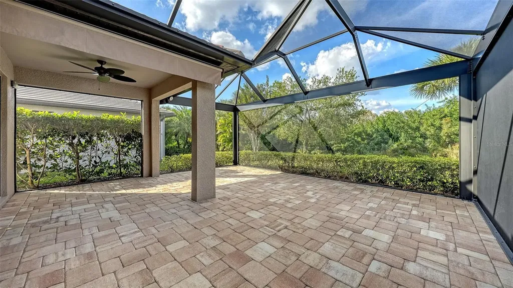 5934 Caspian Tern Drive Sarasota FL 34238