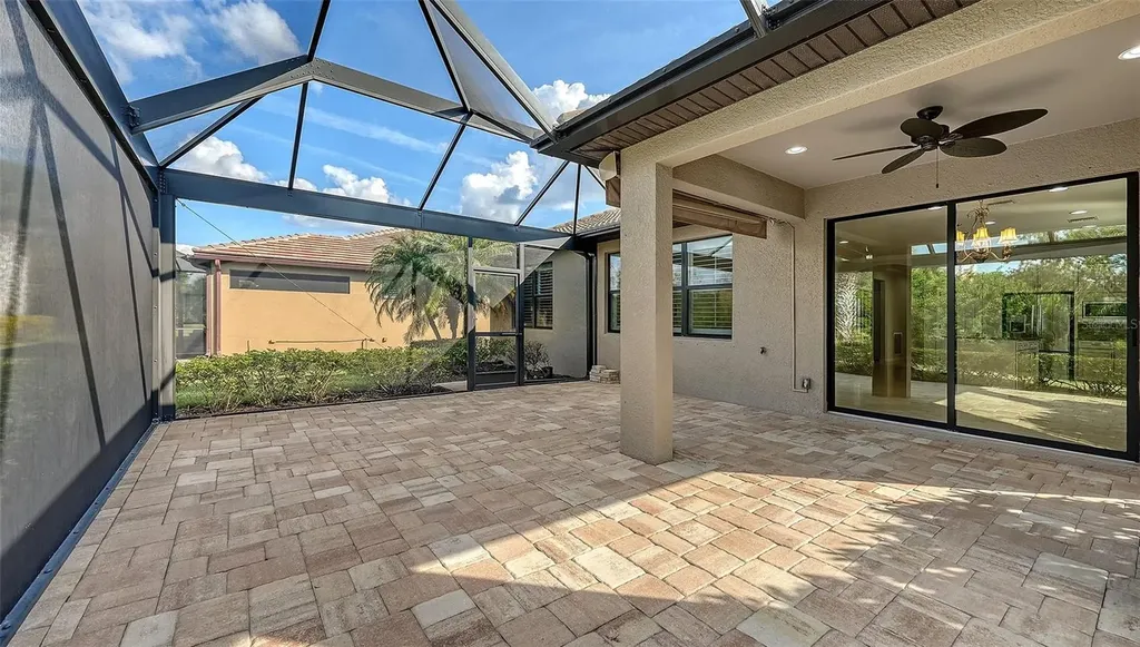 5934 Caspian Tern Drive Sarasota FL 34238