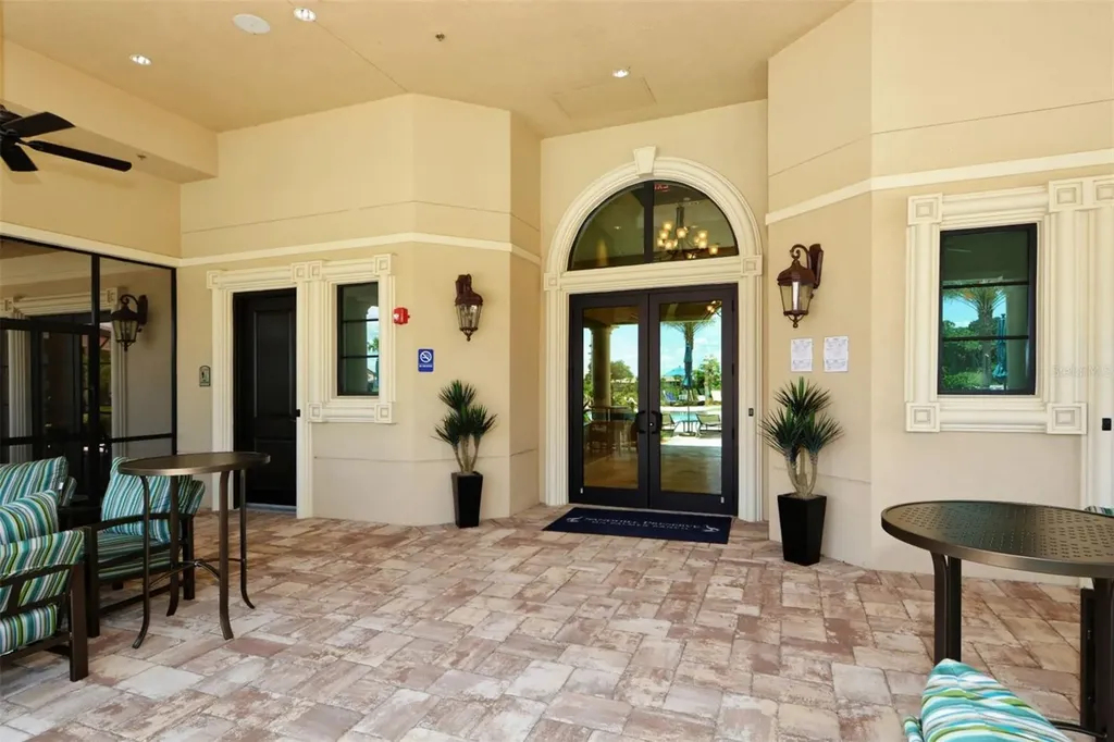 5934 Caspian Tern Drive Sarasota FL 34238