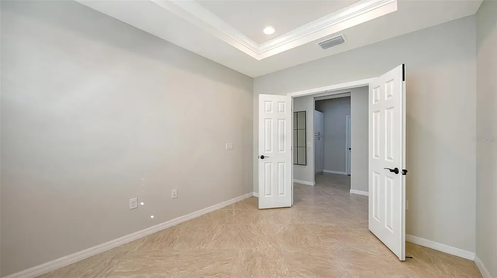 5934 Caspian Tern Drive Sarasota FL 34238