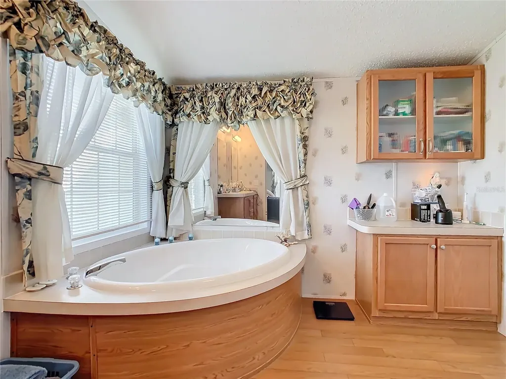 157 Orangewood Drive Lake Wales FL 33898