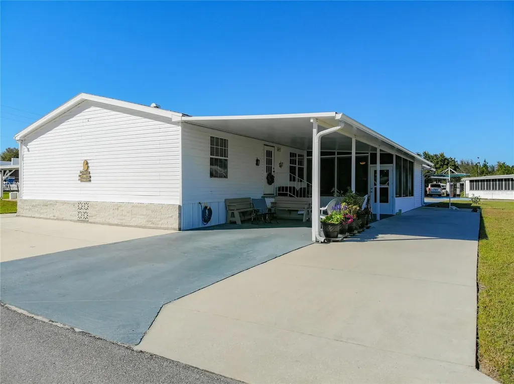 157 Orangewood Drive Lake Wales FL 33898